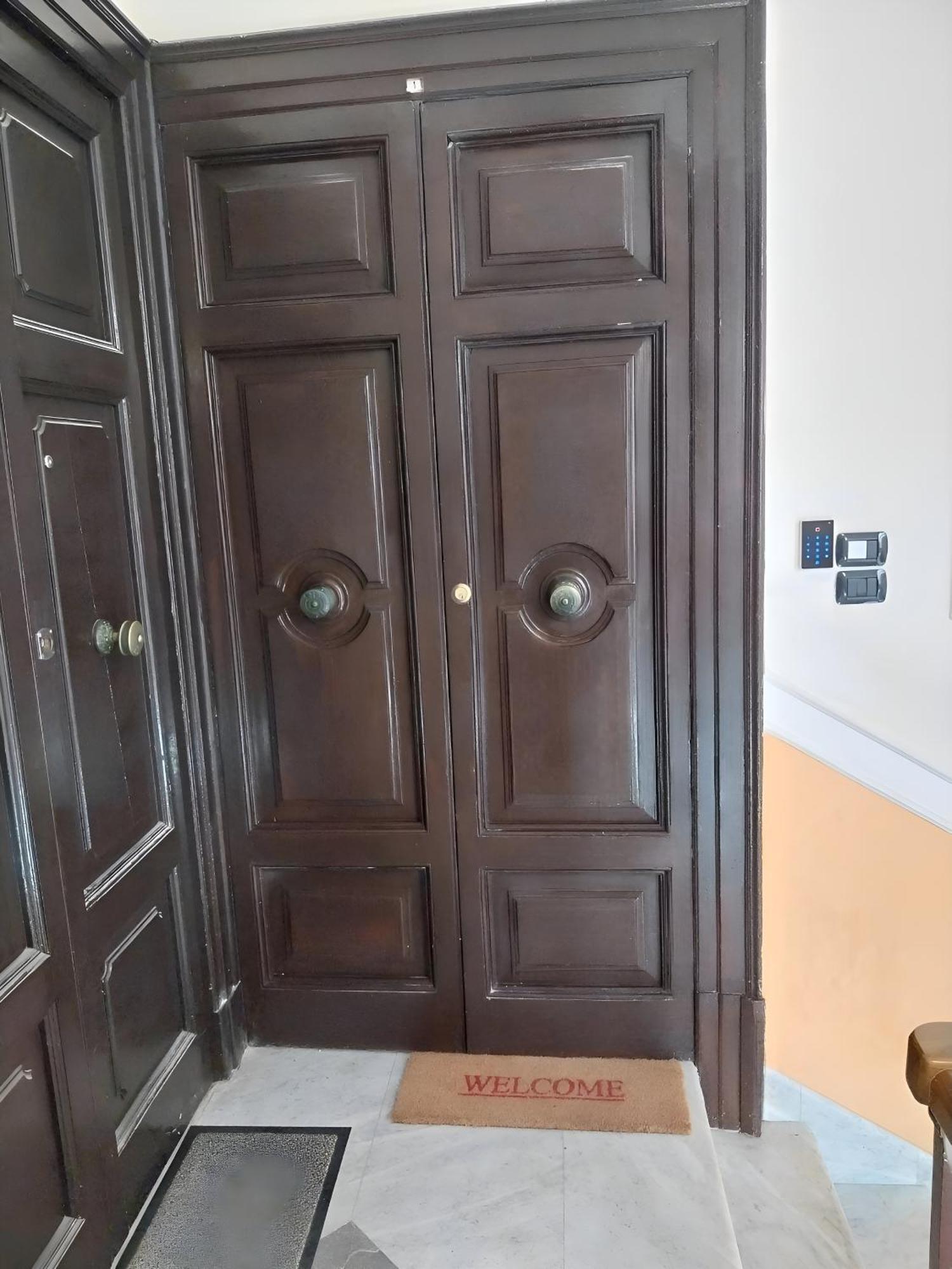 Casa Vacanza La Maison De Losyram Art ساليرنو المظهر الخارجي الصورة